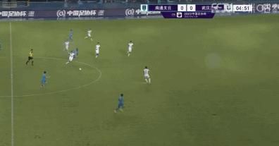 别看我